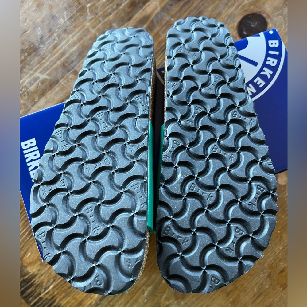 Birkenstock Green Sandals with Gold Buckles - Picture 5 of 8